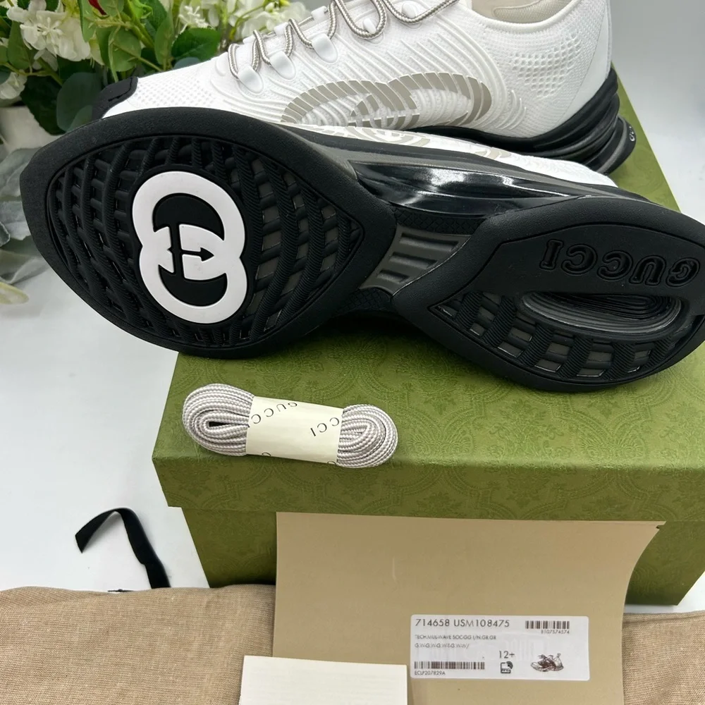 Men's Gucci run white/gray/black sneakers size 12.5 made in Italy - Picture 10 of 10